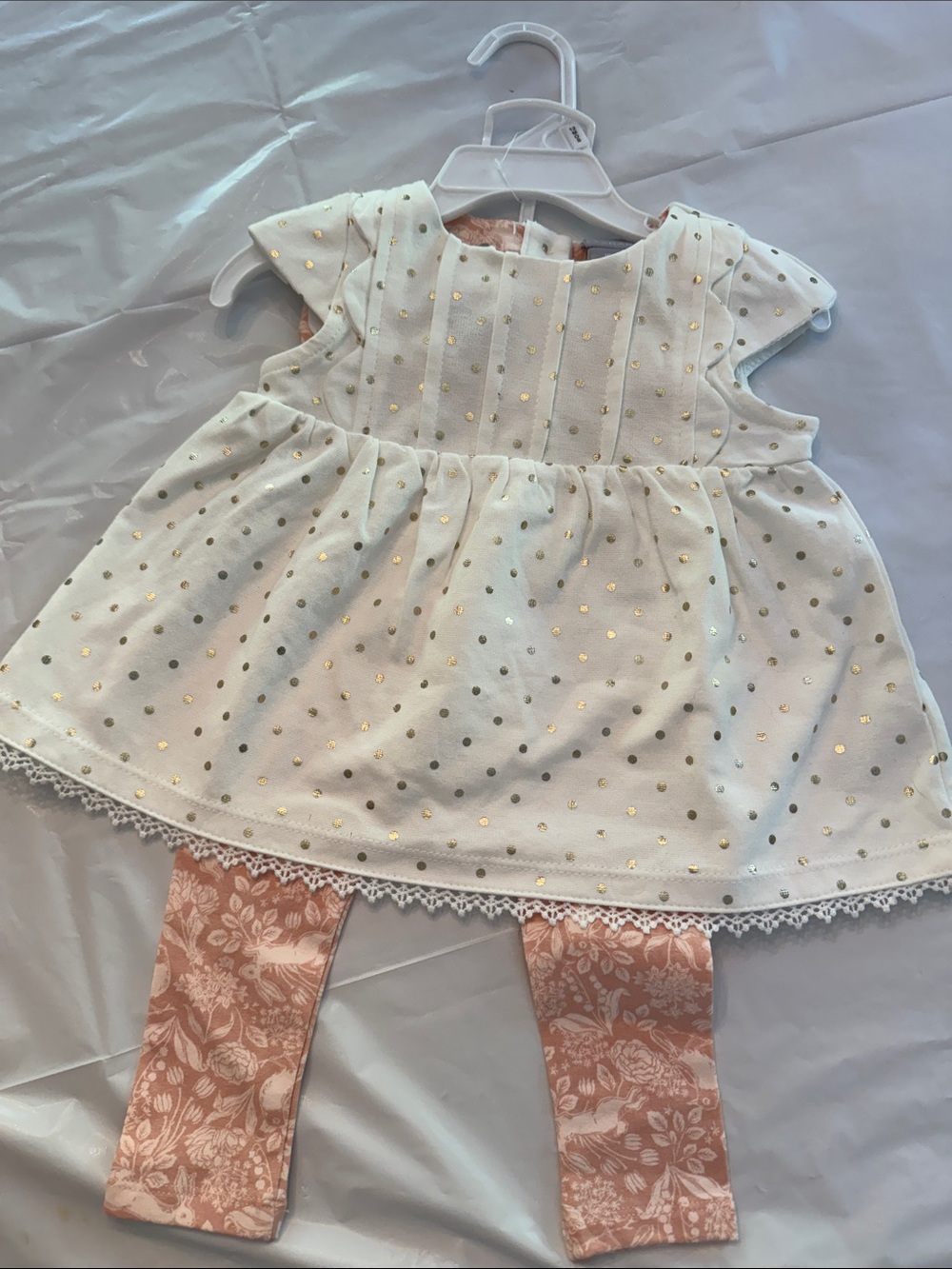 Tahari White Top with Gold Polka Dots and Peach Lining